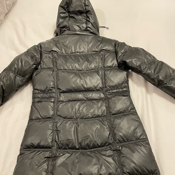 Woman’s winter down coat - Picture 2 of 7